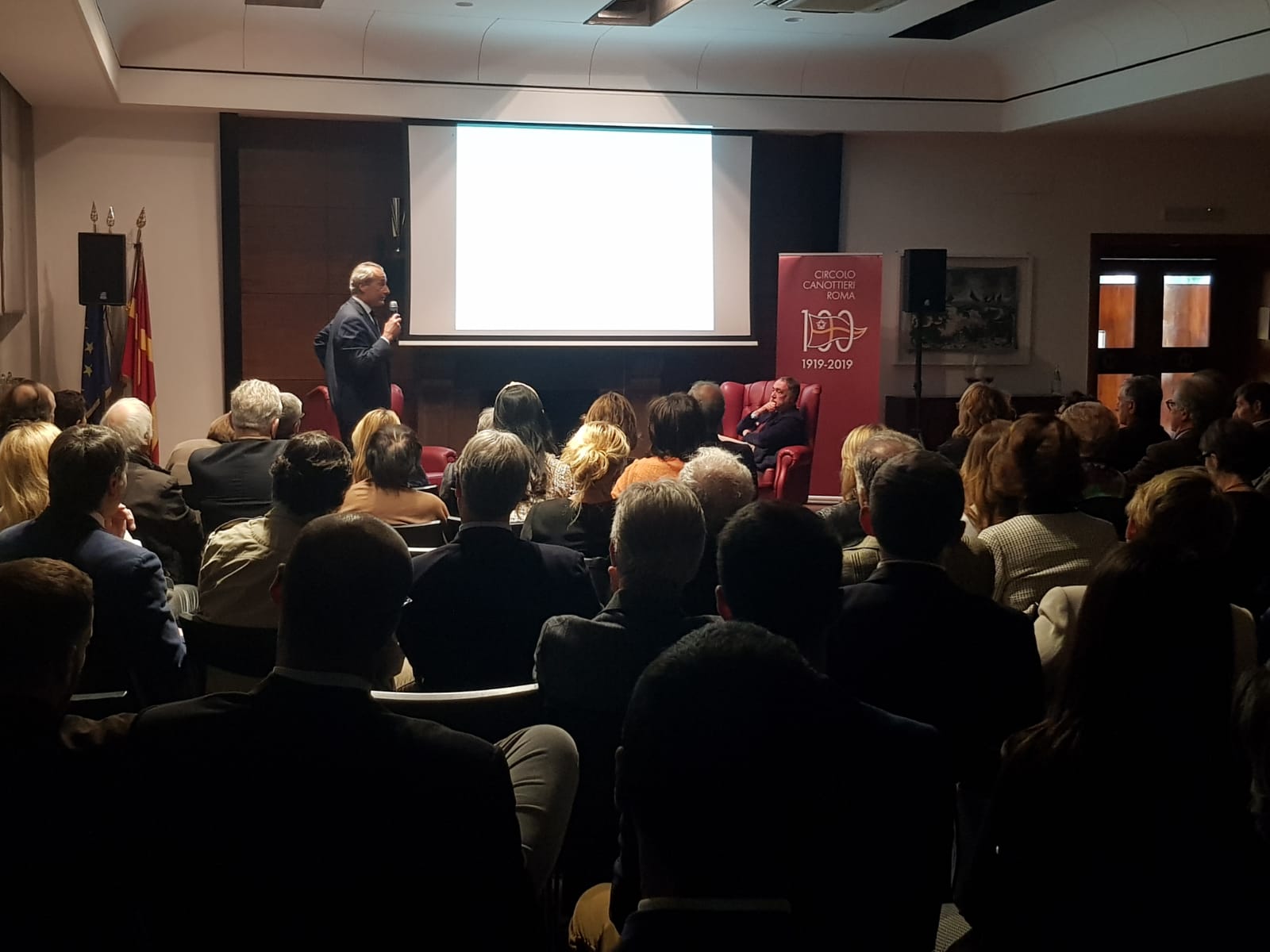 LA STORIA DI CODACCI PISANELLI CONQUISTA IL CIRCOLO Circolo